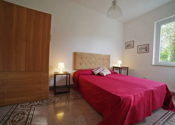 Flores A By Wonderful Italy Pensión 4*